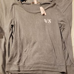 Nwt vs long sleve shirt